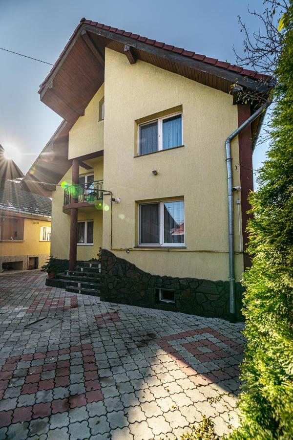 Casa David Βίλα Săcele Εξωτερικό φωτογραφία
